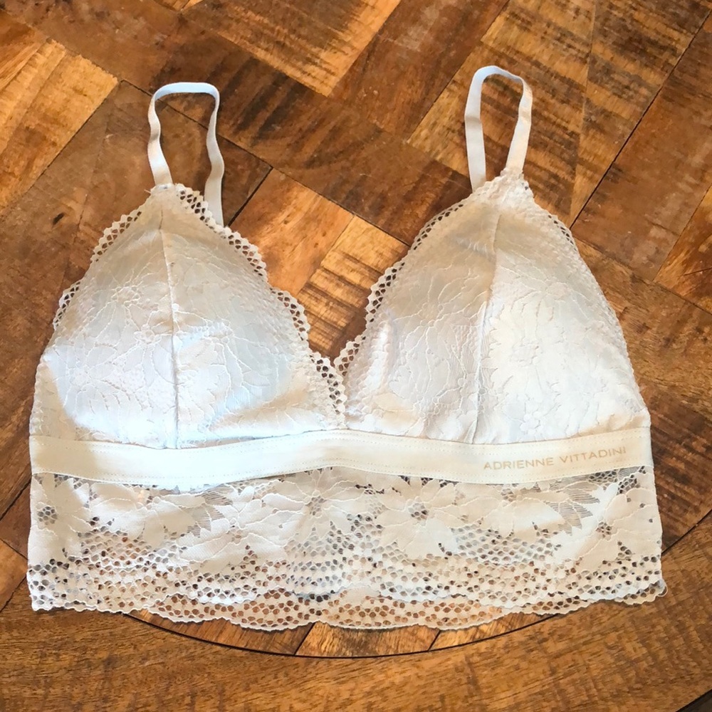 Adrienne Vittadini lace plunging v-neck adjustable strap bralette, size large